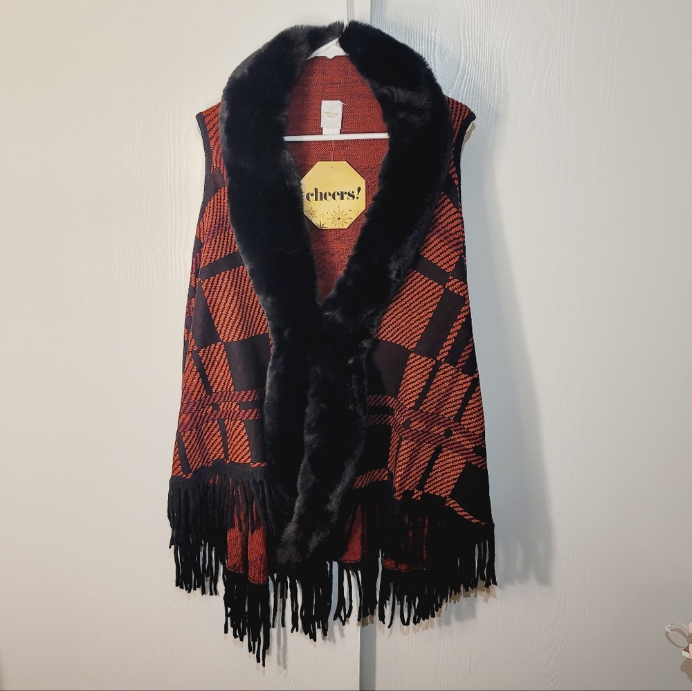 Northern Angel Sleeveless Faux Fur Pancho Size L/XL New With Tags